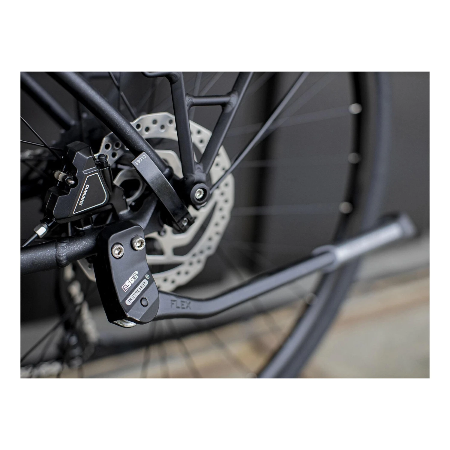 Trek FX 3 Equipped Stagger Homme Noir Mat 7 Trek FX 3 Equipped Stagger Homme Noir Mat – Image 5