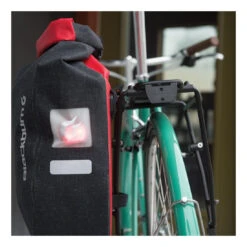 Blackburn Sacoche Etanche Barrier City 20L Noir 7 Blackburn Sacoche Etanche Barrier City 20L Noir -RideLight Boutique BLA17008802 1