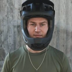 POC Otocon Uranium Black Matt 12 POC Otocon Uranium Black Matt -RideLight Boutique main 10527 Otocon 1002 UraniumBlack 1 1200x 7ae3