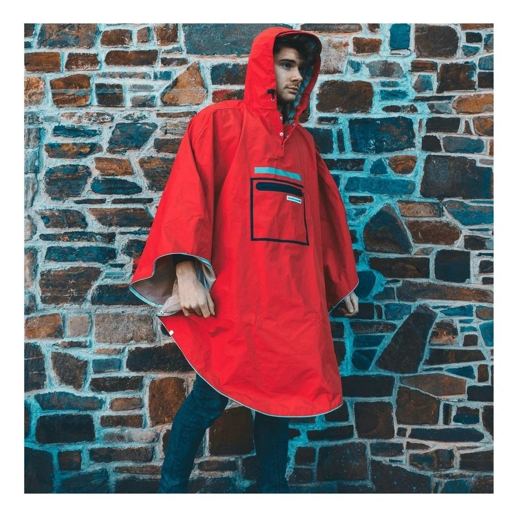 The Peoples Poncho Poncho 3.0 Hardy Red 4 The Peoples Poncho Poncho 3.0 Hardy Red – Image 2