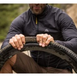 7Mesh Freeflow Jacket Men Black Homme Noir 11 7Mesh Freeflow Jacket Men Black Homme Noir -RideLight Boutique main 2110 XX BLKf 6616