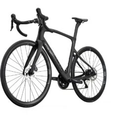 Pinarello X3 105 Di2 Fulcrum Racing 800 -RideLight Boutique main 2d2e6337a19353d83890e9e6077b250f cb26