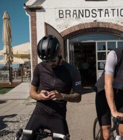 POC Omne Air SPIN Lead Blue Matt Homme Bleu Foncé -RideLight Boutique main 302023 202613 7 d5c6