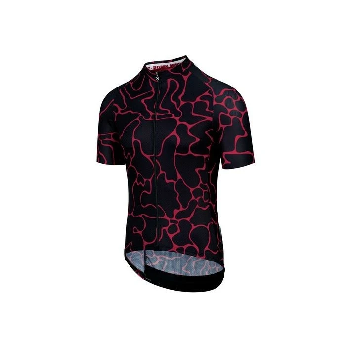 Assos MILLE GT Summer SS Jersey C2 Voganski Vignaccia Red Homme Noir 4 Assos MILLE GT Summer SS Jersey C2 Voganski Vignaccia Red Homme Noir – Image 2