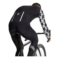 Assos MILLE GT Winter Jacket EVO Black Series Homme Noir 16 Assos MILLE GT Winter Jacket EVO Black Series Homme Noir -RideLight Boutique main 328045 210307 7 fb2b