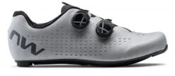 Northwave REVOLUTION 3 SILVER REFLECTIVE Homme Argenté 7 Northwave REVOLUTION 3 SILVER REFLECTIVE Homme Argenté -RideLight Boutique main 333773 215709 1 764f