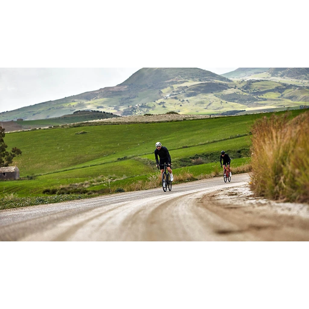 Pinarello X3 105 Di2 Fulcrum Racing 800 Rouge 12 Pinarello X3 105 Di2 Fulcrum Racing 800 Rouge – Image 10