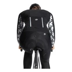 Assos UMA GT Winter Jacket EVO Black Series Femme Noir 15 Assos UMA GT Winter Jacket EVO Black Series Femme Noir -RideLight Boutique main 336224 216631 6 2edb