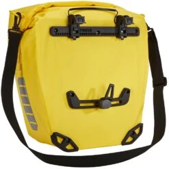 Thule Shield Pannier 25L (L) Pair - Yellow -RideLight Boutique main 692664 copie 0ea4