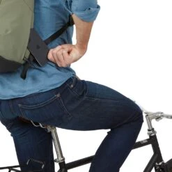 Thule Paramount Commuter Backpack 18L - Olivine Homme -RideLight Boutique main 910045 10e8