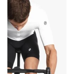 Assos MILLE GT Jersey C2 EVO White Series Homme 17 Assos MILLE GT Jersey C2 EVO White Series Homme -RideLight Boutique main ASSOS 11.20.344.58 41 e55c