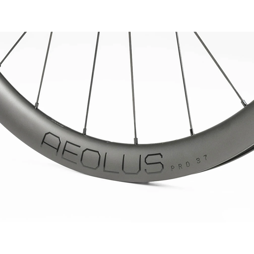 Bontrager Roue Arrière Aeolus Pro TLR 37mm - Freinage Disque CL - Corps 11V SS 4 Bontrager Roue Arrière Aeolus Pro TLR 37mm - Freinage Disque CL - Corps 11V SS – Image 2