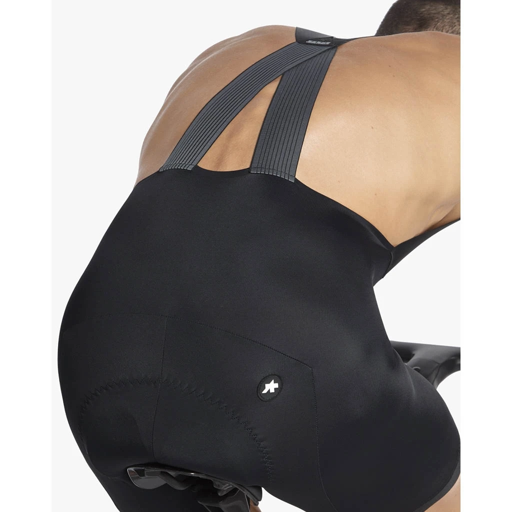 Assos EQUIPE R Bib Shorts S9 Black Series Homme Noir 11 Assos EQUIPE R Bib Shorts S9 Black Series Homme Noir – Image 9