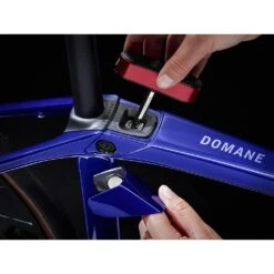 Trek Domane SL 6 20 Trek Domane SL 6 -RideLight Boutique main DomaneSL6 23 36746 B Alt7 ba37
