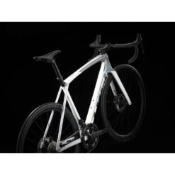 Trek Emonda SL 7 16 Trek Emonda SL 7 -RideLight Boutique main EmondaSL7 22 35046 B Alt1 2994