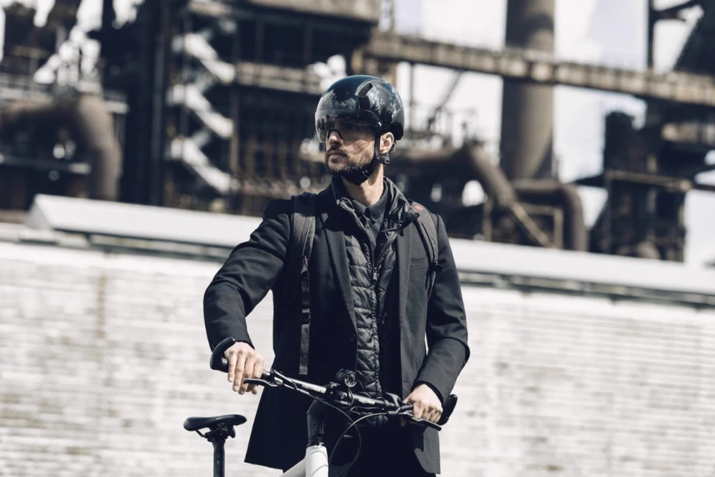 HJC CALIDO PLUS VISIERE METAL BLACK Noir Brillant 7 HJC CALIDO PLUS VISIERE METAL BLACK Noir Brillant – Image 5