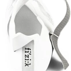 Fizik HYDRA AEROWEAVE CARBON WHITE- SILVER Blanc 13 Fizik HYDRA AEROWEAVE CARBON WHITE- SILVER Blanc -RideLight Boutique main fizik transiro hydra aeroweave carbon 6 white silver sockless triathlon sh f23f