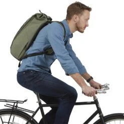 Thule Paramount Commuter Backpack 18L - Olivine Homme -RideLight Boutique main thule paramount commuter 18l olivo 3204730 6 7497